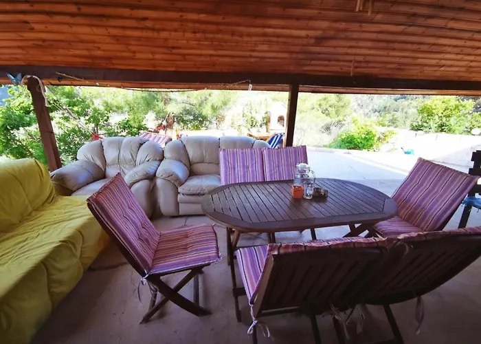 The Mouflon House Pedoulas Дом отдыха Никосия